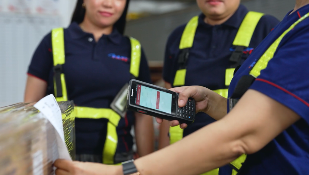 Warehouse Management System hubscan by Honeywell
