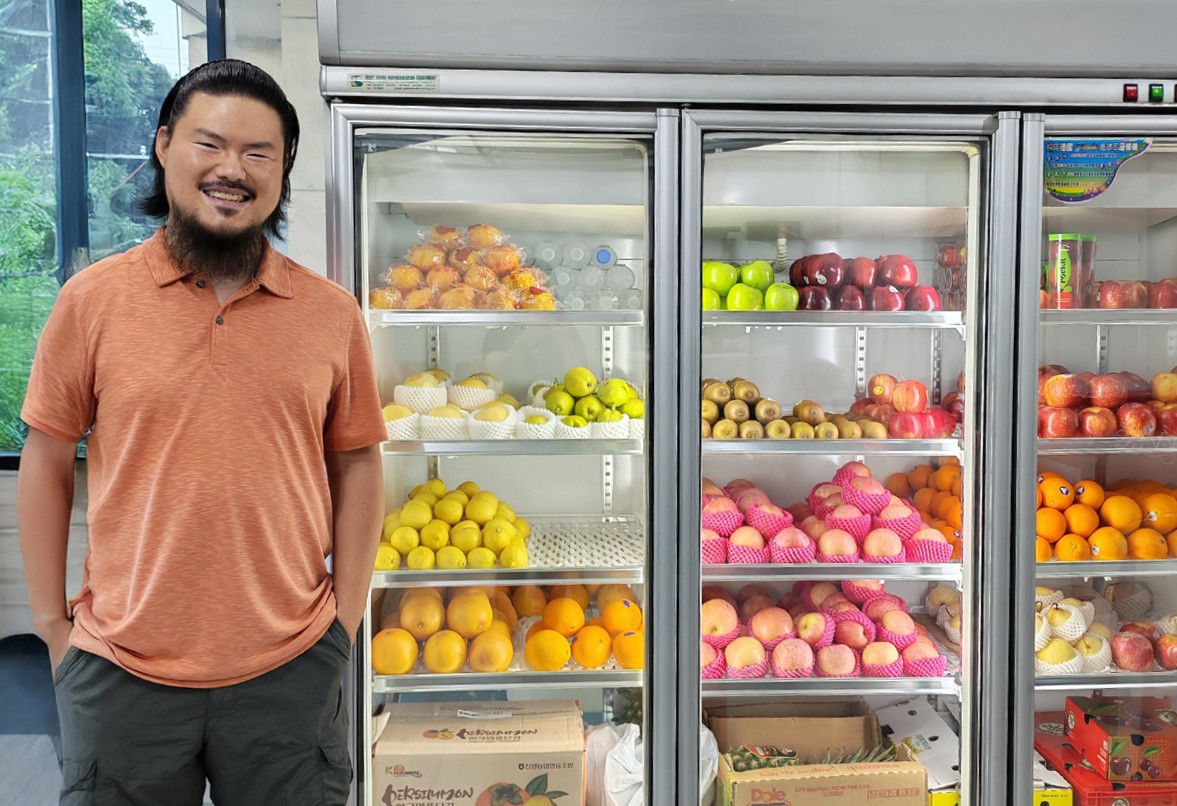 Choice Harvest Marketing Inc. (CHMI) is a leading Philippine fruit wholesaler that supplies high-quality imported and locally sourced fruits to supermarkets across Luzon.