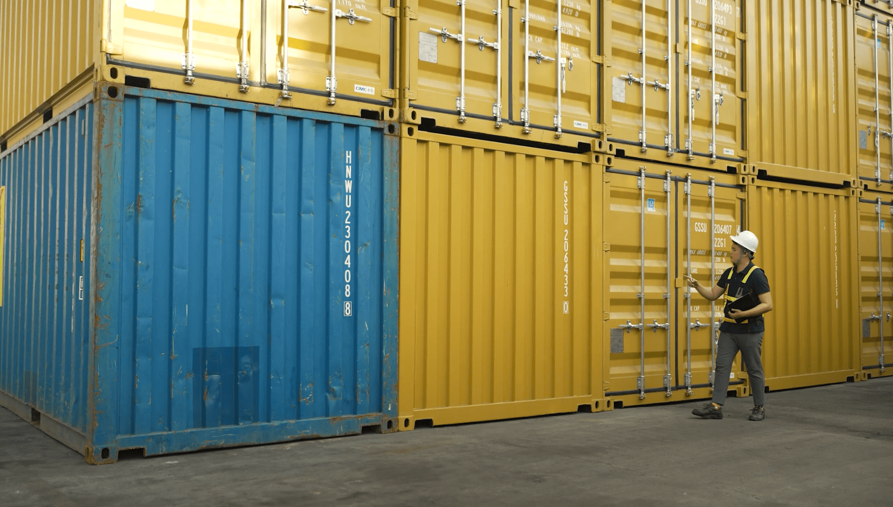 Shared logistics refers to a collaborative model in which businesses share transportation and warehousing resources to support their supply chain requirements. Through shared logistics, companies can reduce costs, improve efficiency, and operate more sustainably.